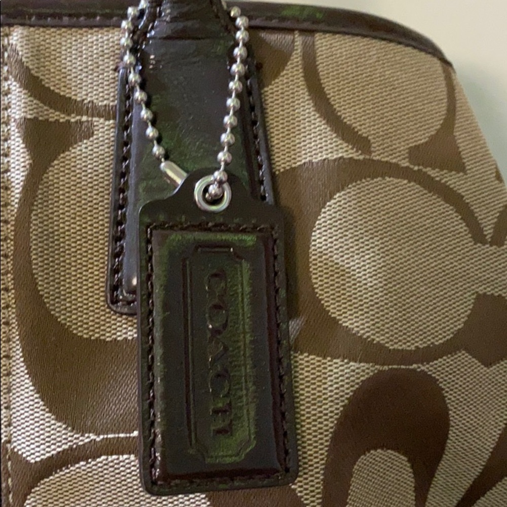 Authentic Signature Brown Coach Handbag - Picture 2 of 4